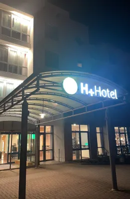 H+ Hotel Hannover Exterior Photos