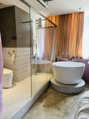 Banana Sushe Hotel (Luohu Port International Trade Shop) Rooms Photos