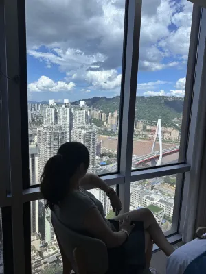 Jiting High-altitude Riverview Hotel (Jiefangbei Cloud Eye) Photos
