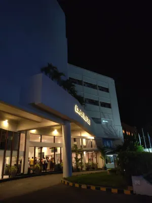 Camelot Beach Hotel Esterni Photos