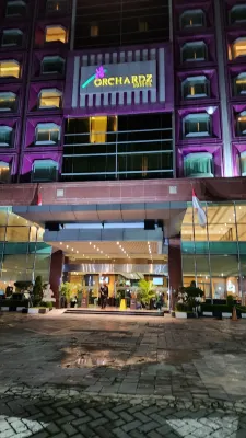 Orchardz Jayakarta Extérieur Photos