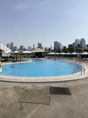 Hotel Holiday International Здоровье и отдых Photos