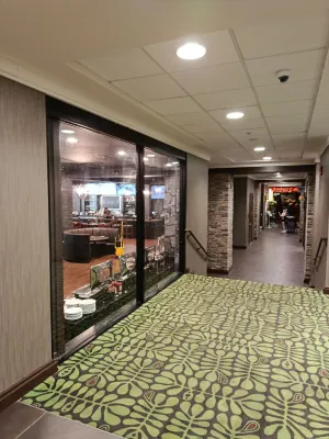 Sheraton Niagara Falls Photos