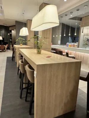 Hampton by Hilton Freiburg Espaces publics Photos