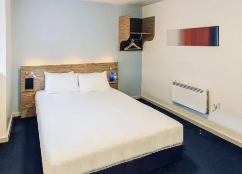 Redwings Lodge Wolverhampton Central Chambres Photos