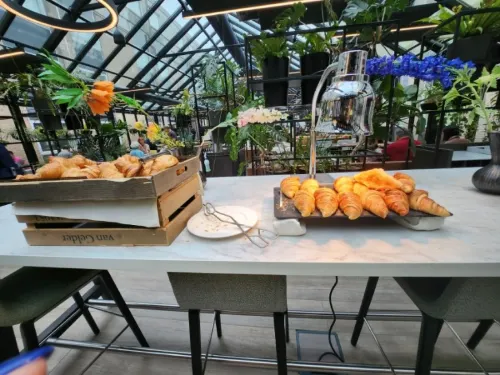 NH Amsterdam Schiphol Airport Restauration Photos