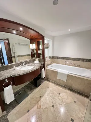 The Peninsula Manila Kamar Photos
