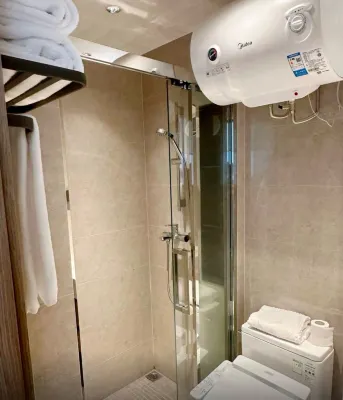 Yi Zhi. High Floor City View Huge-Screen Apartment(Shenzhen North Railway Station, Wanke Yue City) Kamar Photos