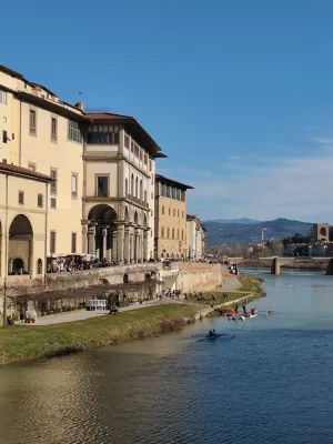 UNA HOTELS Vittoria Firenze À proximité de l'hôtel Photos