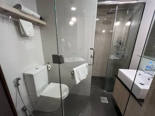 Habyt Clarke Quay - Previously Champion City Kamar Photos