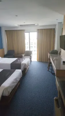 Royal Palace Hotel Rooms Photos