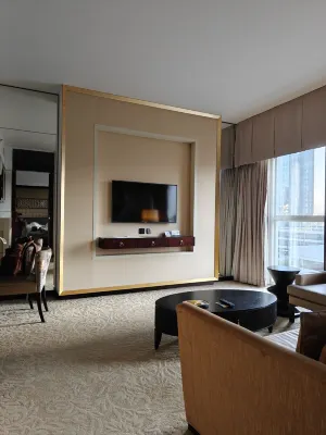 Dusit Thani Dubai Rooms Photos