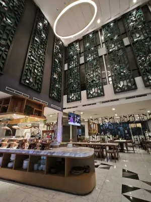 The 1O1 Jakarta Airport Cbc Makanan Photos