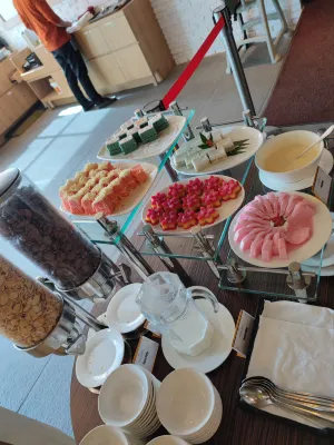 Galaxy Hotel Banjarmasin Makanan Photos