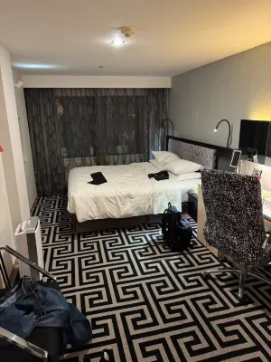 Mercure alam sutera Kamar Photos