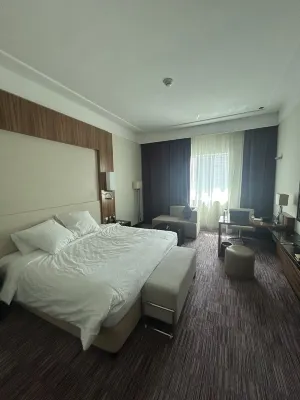 Pullman Dubai Jumeirah Lakes Towers - Hotel & Residence Zimmer Photos