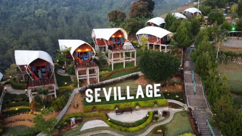 Glamping at Taman Wisata Alam Sevillage Puncak Dekat Hotel Photos