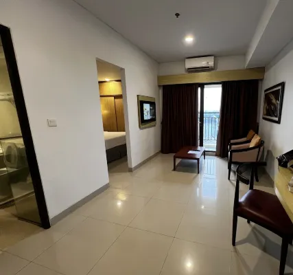 Atria Residences Gading Serpong Kamar Photos