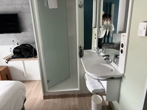 Ibis Budget Bordeaux Gare Saint-Jean Chambres Photos