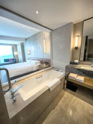 Hyatt Regency Shenzhen Yantian Rooms Photos