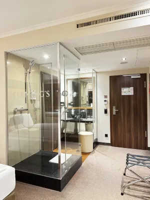 Flemings Hotel Frankfurt Main-Riverside Rooms Photos