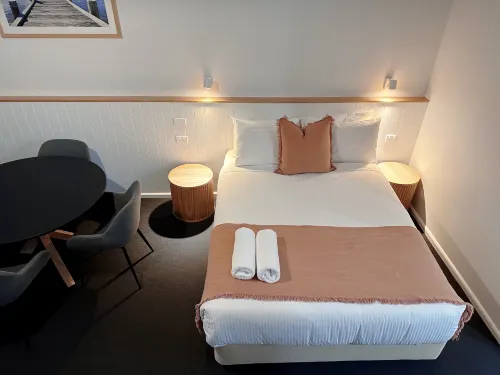 Mariners Cove Waterfront Motel and Apartments Rooms Photos