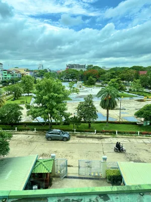 Somerset Vientiane À proximité de l'hôtel Photos