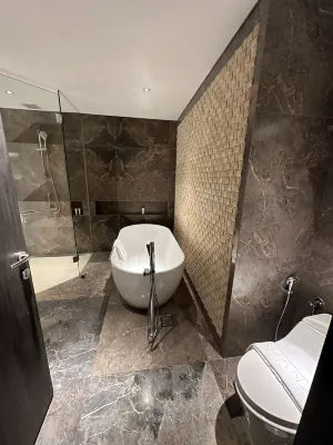 Nuanza Hotel & Convention Cikarang Kamar Photos