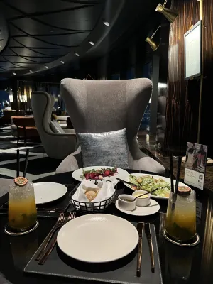 Le Royal Méridien Abu Dhabi Питание Photos