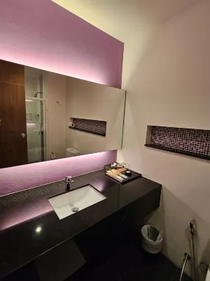 Tinidee Golf Resort at Phuket Chambres Photos