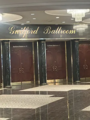 Sheraton Greensboro at Four Seasons Photos