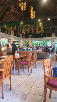 Bali Mandira Beach Resort & Spa Makanan Photos