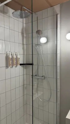 安納西Moxy酒店 房間 Photos