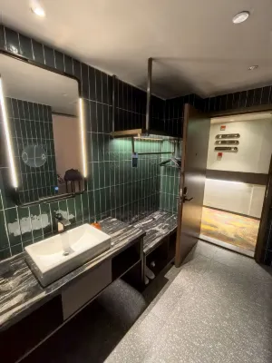 Orange Hotel (Hometown of Lu Xun, Shaoxing) Rooms Photos