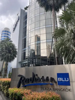 Radisson Blu Plaza Bangkok Exterior Photos