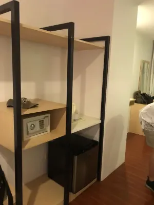 Allure Hotel & Suites Photos