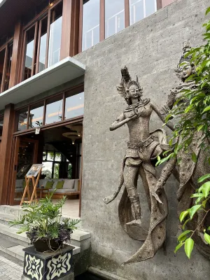 Inara Alas Harum Exterior Photos