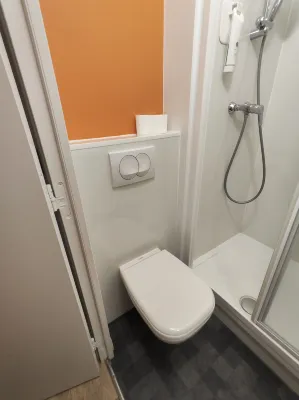 Premiere Classe Troyes Sud - Parc Saint Thibault Chambres Photos
