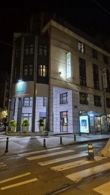 Ibis Styles Brussels Centre Stephanie Exterior Photos