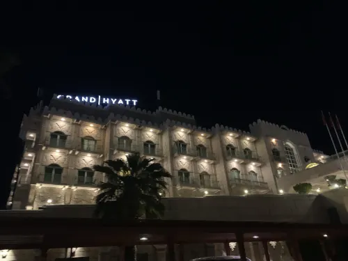 جراند حياة مسقط من الخارج Photos