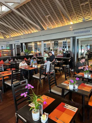 Amari Phuket Питание Photos