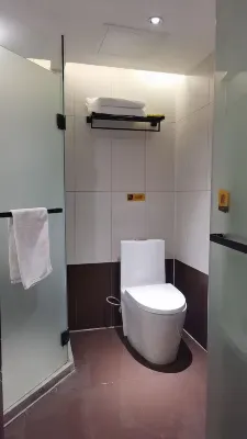 IU Hotel (Guangzhou Chest Hospital Taojin Subway Station) Camere Photos