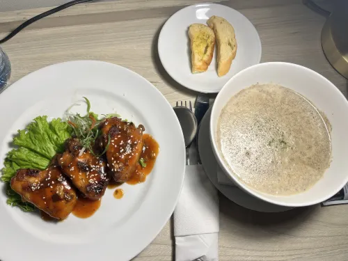 Ibis Styles Jakarta Sunter Makanan Photos