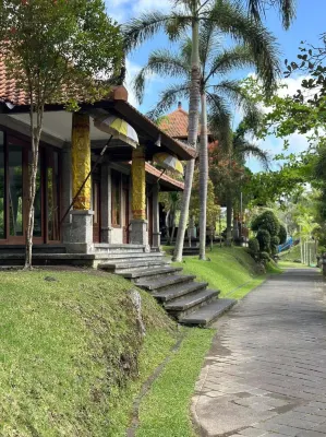 Santi Mandala Villa & Spa À proximité de l'hôtel Photos