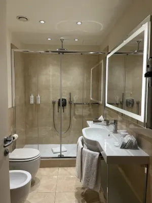 UNA HOTELS Century Milano Camere Photos