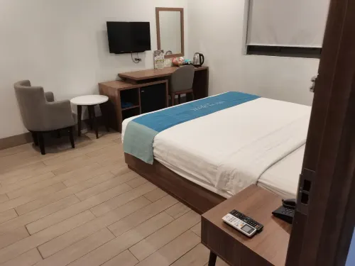 Yến Vy Hotel & Apartment Phòng Photos
