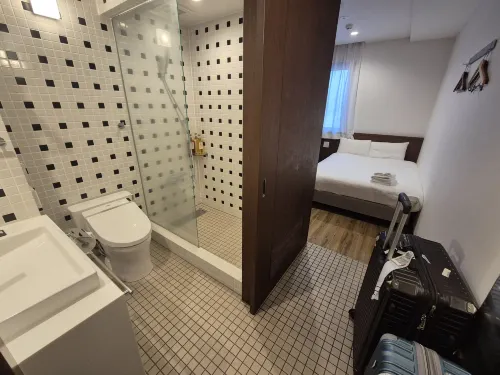 Zonk Hotel Hakata Zimmer Photos