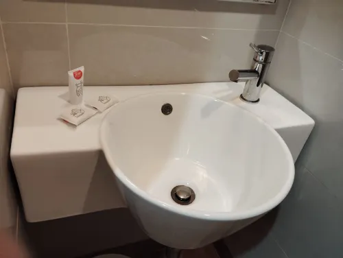 Tune Hotel - Danga Bay Johor Kamar Photos