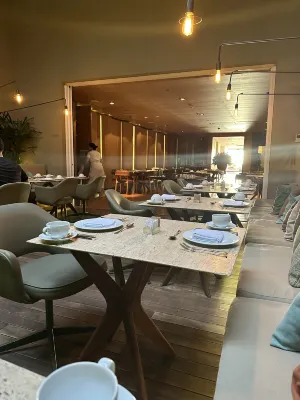 Emiliano Rio Dining Photos