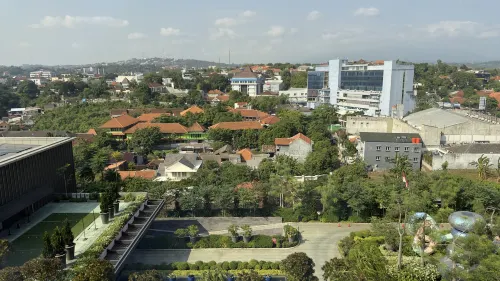 Padma Hotel Semarang Dekat Hotel Photos